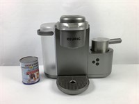 Percolateur à capsule Keurig modèle K-café, fonc.