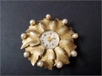 Vintage brooch or pendant Watch