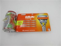 Un paquet de 12 cartouches GILLETTE Fusion 5 neuf