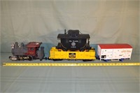 G Scale steam locomotive and 3 cars: Lionel PRR 51