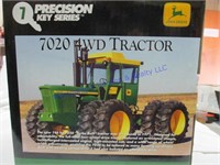 JD 7020 TRACTOR