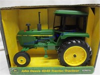 JD 4040 TRACTOR
