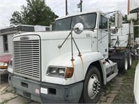 2000 Freightliner FLD Day Cab