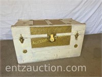 White/Gold Trunk