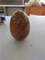 Onyx gemstone egg