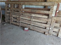 2 Wooden Panels 5' x 128", 2 Wooden Panels 3'