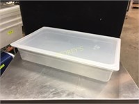 12 Full Size, 4" Poly Cambro Inserts w/ Lids