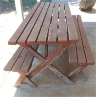 Picnic Table w/ 2 Benches
