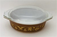 Pyrex Early American 043 Dish with Lid, Gold on