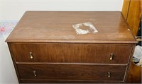 5 Drawer Hardwood Dresser by Essey, looks like