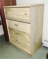 4 Drawer Dresser, Name tag is missing, Birch