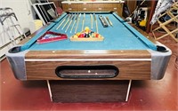 Gotham 7.5 ft Pool table, Full set of Balls,
