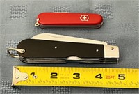 4 Pocket Knives, Swiss Army Knife, Black one is