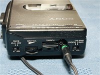 Sony Walkman WM-f2061 w/Original Headphones, Sony