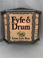 Fyfe & Drum Bay Wdw Style Lighted Beer Sign.