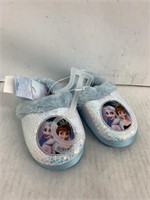(6x bid) Frozen Slippers Size L 9/10