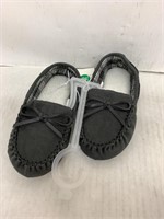(6x bid) C&J Slippers Size 10