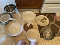 Assorted Kitchenware