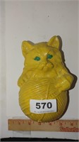 yellow cat string holder
