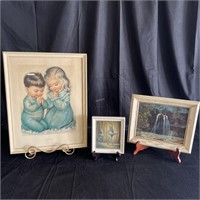 Set of 3 art prints, white frames - YE