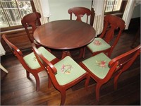 mahogany table w/chairs