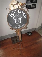 welcome sign & stand