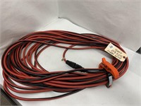 100Ft Heavy Duty Ext Cord With Plastic Carrier.