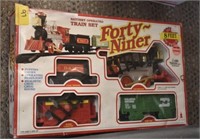 HO TRAINS AND ACCESSORIES