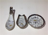 Chinese running script spoon, rest, & saucer