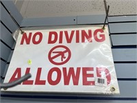 Pools signs