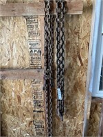 (2) 14 ft Chains w/ Hooks