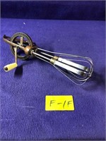 Vintage hand mixer egg beater see photos F-1F