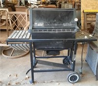 Outdoor Weber Skyline Series Gas Grill w/ Cover