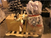 (2) pallets of miscellaneous Christmas items