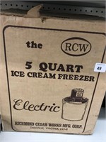 5 Qt Electric Ice Cream Freezer (Used)