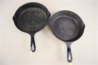 (2) WAGNER WARE CAST IRON SKILLETS: