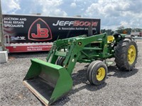 John Deere 2640 Tractor with Loader