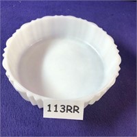 Milk Glass serving round bowl 7x2 113RR