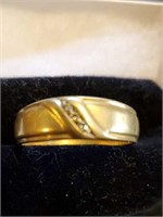 14K gold Men's ring with 3 small diamonds.