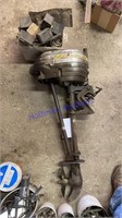 Lauson outboard w/parts