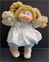VINTAGE WITH TAGS 1983 CABBAGE PATCH DOLL BLUE GIN