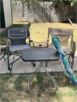 2 launchers and mini folding table,