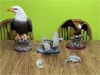 Eagle statues, table/cabinet decor