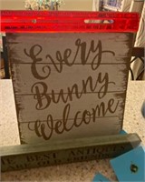 The Best Antiques are Old Friends wood sign 11x3"