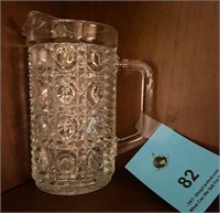 7" glass water pitcher with handle