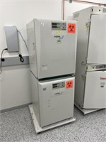Kendro Double Stacked Incubator