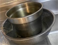 bain marie steam pan and stainless colander