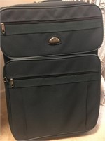 Green Samsonite Wheeled  Suitcase 29x17x12