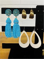 3 pairs of pierced earrings