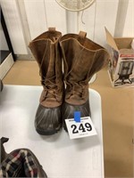 Size 10 cabellas boots